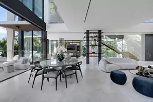 217 E Rivo Alto Dr, Miami Beach, FL 33139 - Photo 2