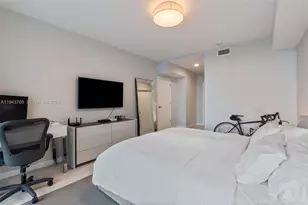 1080 Brickell Ave, Miami, FL 33131 - Photo 16