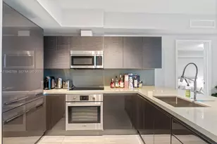 1080 Brickell Ave, Miami, FL 33131 - Photo 10