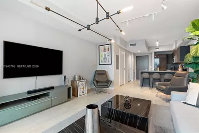 1080 Brickell Ave #3702, Miami, FL 33131 - Photo 8