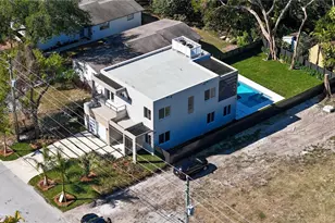 7310 SW 63rd Ct, South Miami, FL 33143 - Photo 10