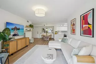 19701 E Country Club Dr, Aventura, FL 33180 - Photo 12