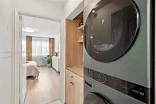 19701 E Country Club Dr, Aventura, FL 33180 - Photo 20