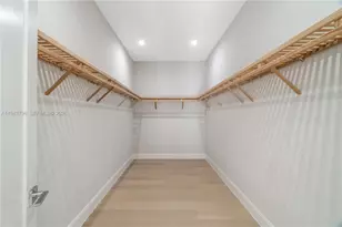 8091 NW 48th Terrace, Doral, FL 33166 - Photo 24