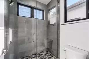 8091 NW 48th Terrace, Doral, FL 33166 - Photo 36