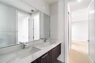 8091 NW 48th Terrace, Doral, FL 33166 - Photo 32