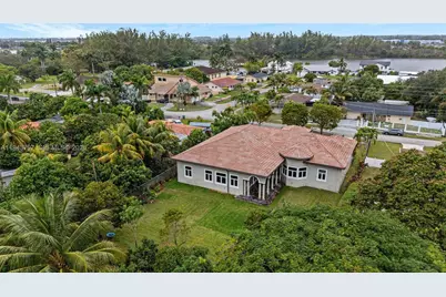 14781 S River Dr, Miami, FL 33167 - Photo 70