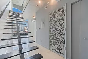 690 SW 1st Ct, Miami, FL 33130 - Photo 2