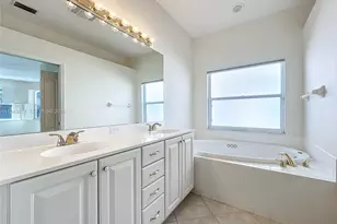 4874 Sabal Lake, Sarasota, FL 34238 - Photo 32