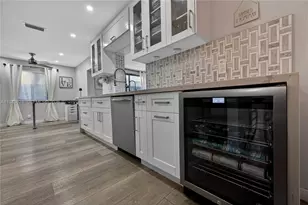 371 SE 3rd St, Pompano Beach, FL 33060 - Photo 44