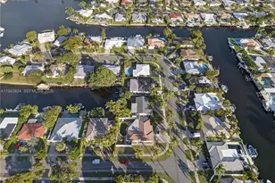 371 SE 3rd St, Pompano Beach, FL 33060 - Photo 8