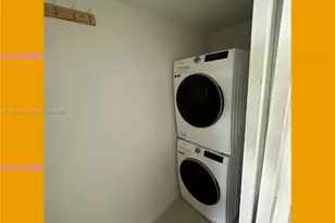 3396 Foxcroft Rd, Miramar, FL 33025 - Photo 6