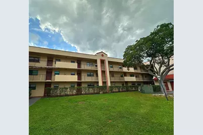 3396 Foxcroft Rd #305, Miramar, FL 33025 - Photo 1