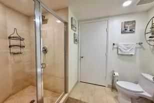 1830 S Ocean Dr, Hallandale Beach, FL 33009 - Photo 16