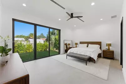 301 NE 27th Dr, Wilton Manors, FL 33334 - Photo 12