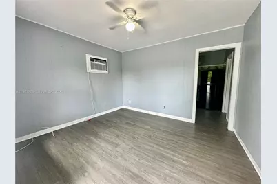 1260 NE 115th St #2, Miami, FL 33161 - Photo 4