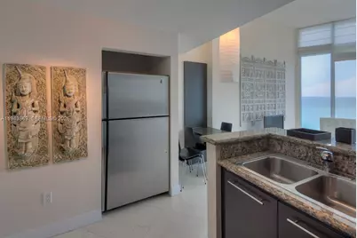 6515 Collins Ave #1804, Miami Beach, FL 33141 - Photo 4