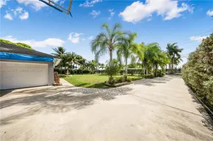 18405 SW 216th St, Miami, FL 33170 - Photo 22