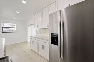 631 N 68th Terrace, Hollywood, FL 33024 - Photo 6