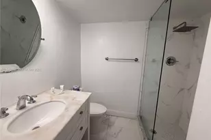 5101 Collins Ave, Miami Beach, FL 33140 - Photo 6