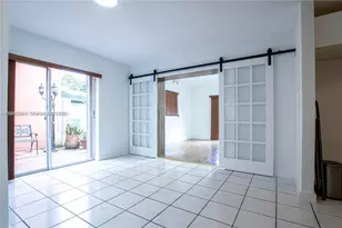 16227 SW 139th Ct, Miami, FL 33177 - Photo 2