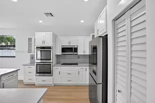 11556 SW 234th St, Homestead, FL 33032 - Photo 14