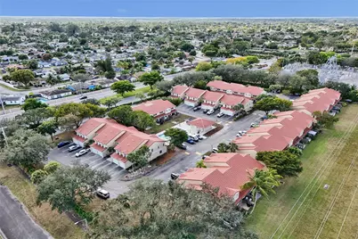 8111 Southgate Blvd, North Lauderdale, FL 33068 - Photo 50