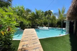274 NW 32nd St, Miami, FL 33127 - Photo 10