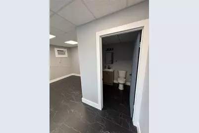 7555 NW 70th St #7555, Miami, FL 33166 - Photo 8