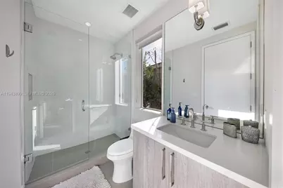 2516 NE 32nd Ave, Fort Lauderdale, FL 33305 - Photo 30