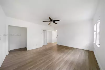 3262 Elizabeth St #4, Miami, FL 33133 - Photo 6