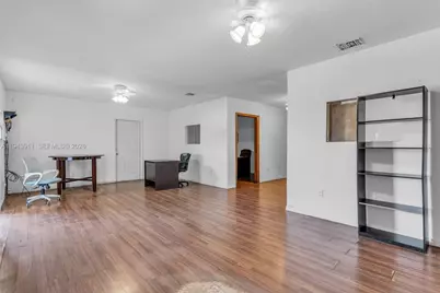 20601 SW 194th Ave, Miami, FL 33187 - Photo 14