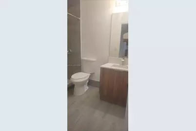 2551 SE 16th Ter #202, Homestead, FL 33035 - Photo 16