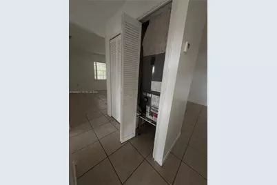 460 Eldron Dr #6, Miami Springs, FL 33166 - Photo 8