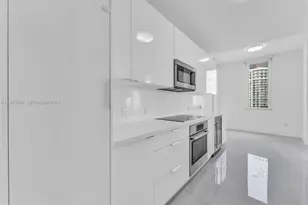901 Brickell Key Blvd, Miami, FL 33131 - Photo 12