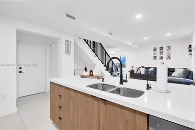 287 NW 13th Pl, Florida City, FL 33034 - Photo 12