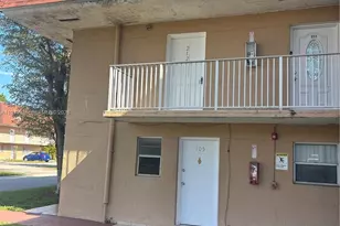 260 NW 107th Ave, Miami, FL 33172 - Photo 16