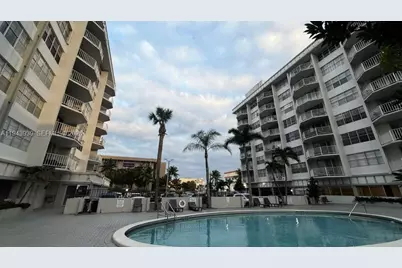 16740 NE 9th Ave #807, North Miami Beach, FL 33162 - Photo 38