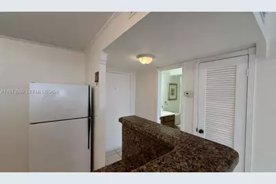 16740 NE 9th Ave #807, North Miami Beach, FL 33162 - Photo 18
