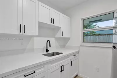 922 NW 4th Ave, Fort Lauderdale, FL 33311 - Photo 10