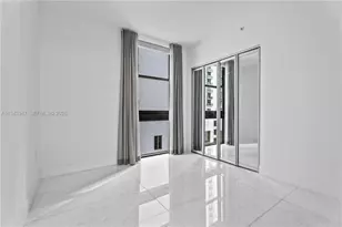 1010 Brickell Ave, Miami, FL 33131 - Photo 8