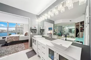 19101 NE Mystic Pointe Dr, Aventura, FL 33180 - Photo 22