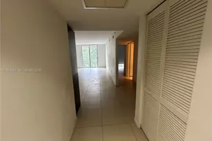 31 SE 6th St, Miami, FL 33131 - Photo 20