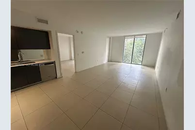 31 SE 6th St #407, Miami, FL 33131 - Photo 4
