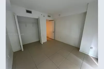 31 SE 6th St #407, Miami, FL 33131 - Photo 16