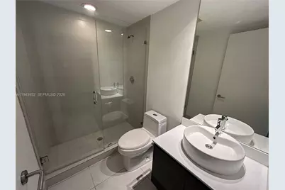 31 SE 6th St #407, Miami, FL 33131 - Photo 16
