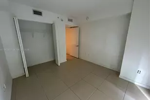 31 SE 6th St, Miami, FL 33131 - Photo 14