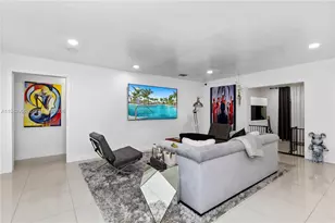 11810 W Biscayne Canal Rd, Miami, FL 33161 - Photo 10