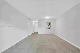 8600 SW 109th Ave, Miami, FL 33173 - Photo 4