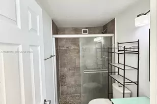 801 Brickell Bay Dr, Miami, FL 33131 - Photo 28